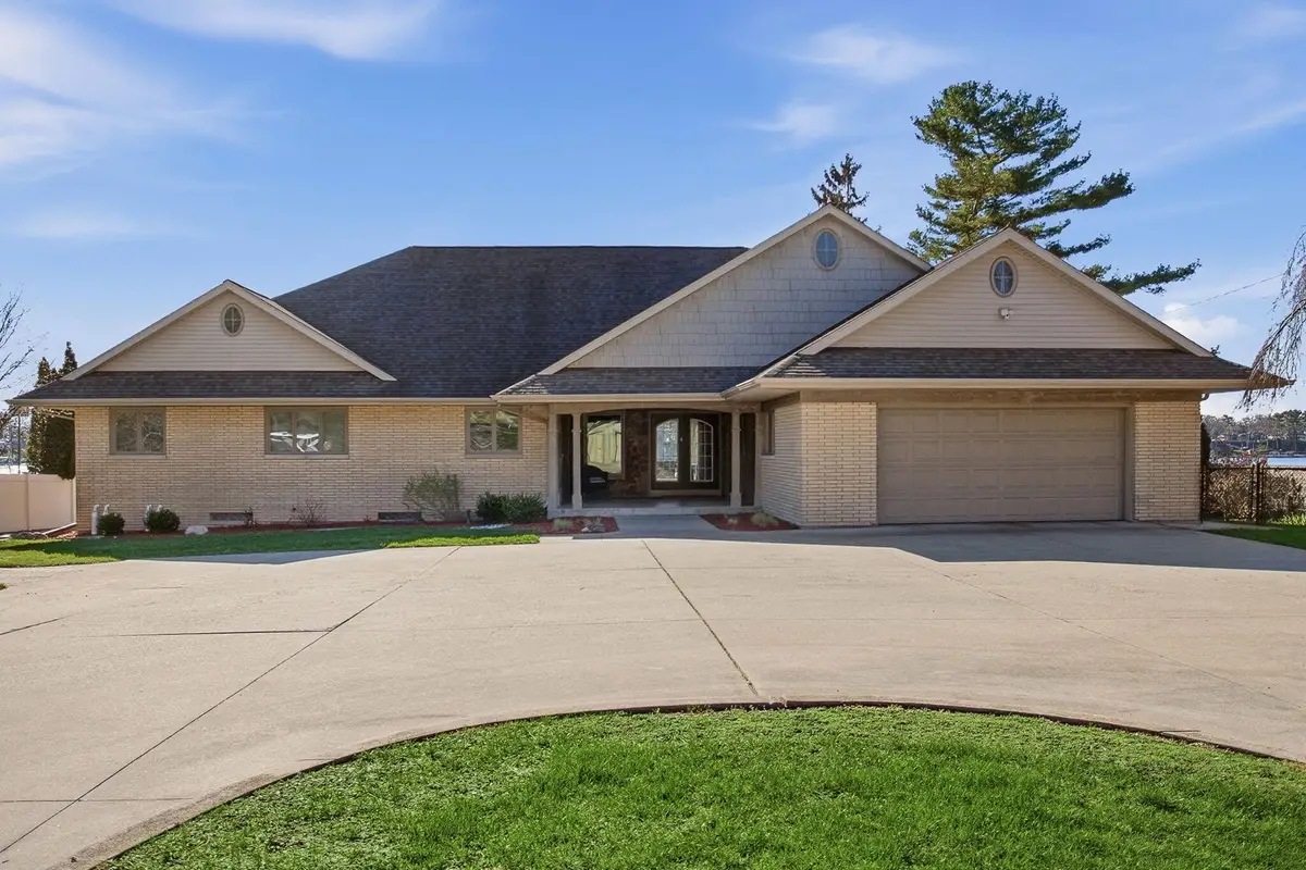 530 Glenwood Avenue, Muskegon, MI 49445 - #1