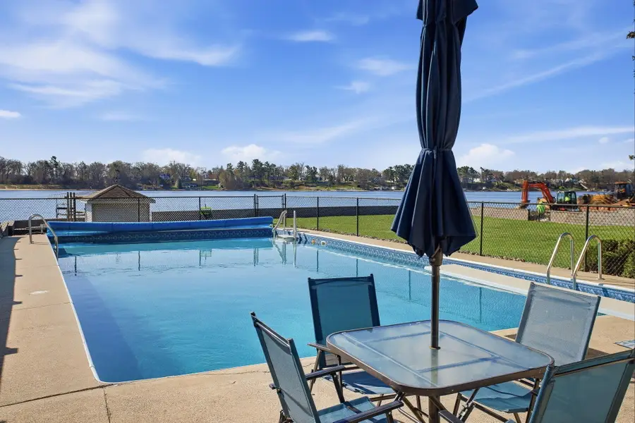 530 Glenwood Avenue, Muskegon, MI 49445 - #3