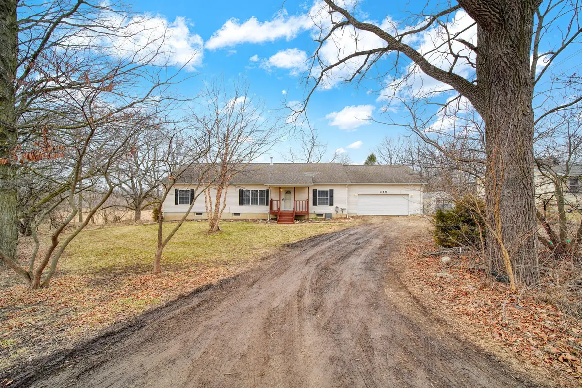 340 S Union Street, Grass Lake, MI 49240 - #1