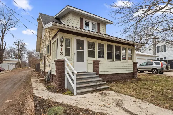 413 S 15th Street, Niles, MI 49120