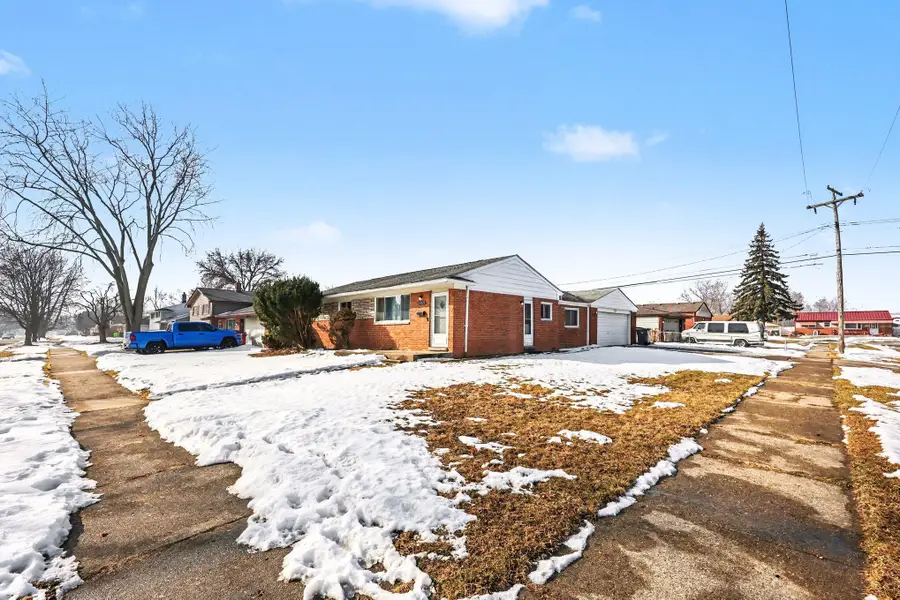 34353 Chope Place, Clinton Township, MI 48035 - #3
