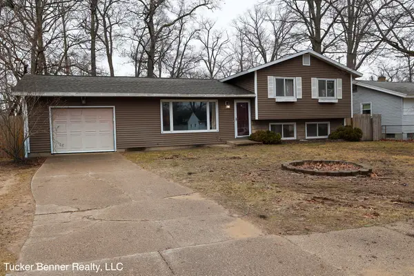 1664 Leif Avenue, Norton Shores, MI 49441