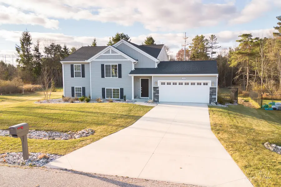 1309 Waterpoint Court, Whitehall, MI 49461 - #2