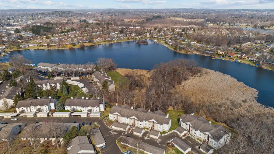 4912 Ashley Lane #84, Waterford, MI 48329 - #2