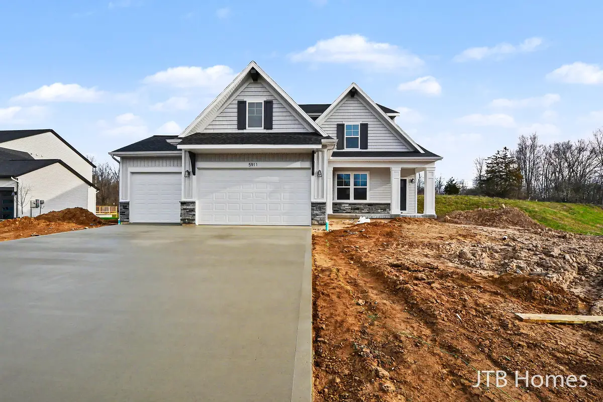 5911 Valley Point Drive Se, Caledonia, MI 49316 - #1
