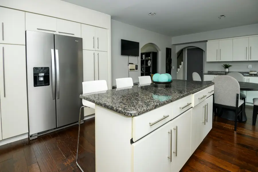 3242 Salem Drive, Rochester Hills, MI 48306 - #2