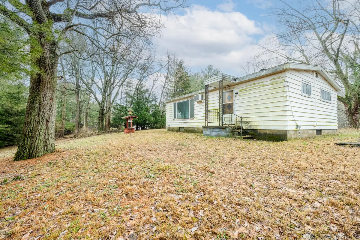 5175 Wayside Path, Stevensville, MI 49127 - #1