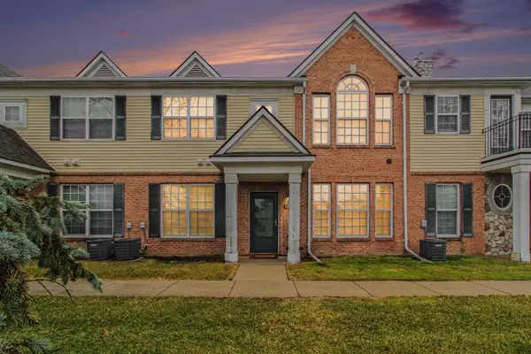 23790 Northstone Village Drive, Taylor, MI 48180