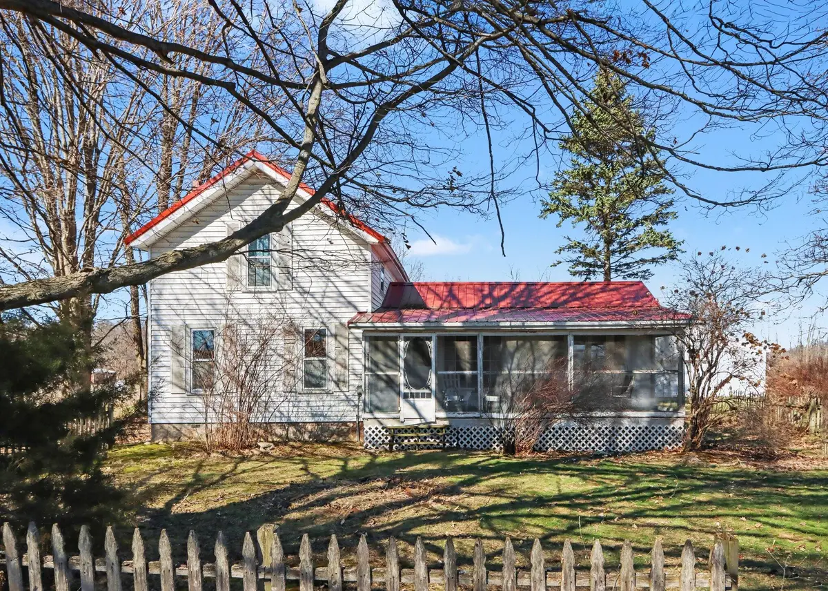 8004 W W Avenue, Schoolcraft, MI 49087 - #1