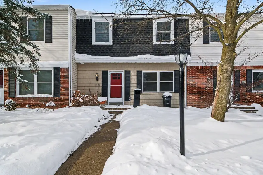 1208 Lear Court, Rochester Hills, MI 48307 - #2