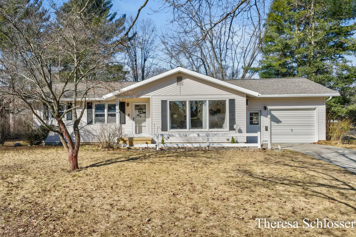 704 Cherry Avenue, Big Rapids, MI 49307 - #1
