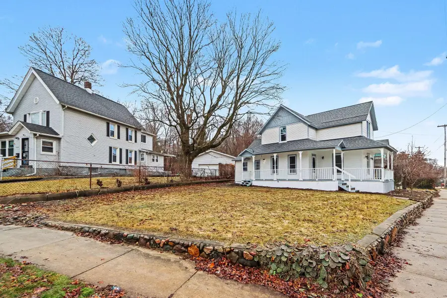 1607 E Michigan Avenue, Kalamazoo, MI 49048 - #2