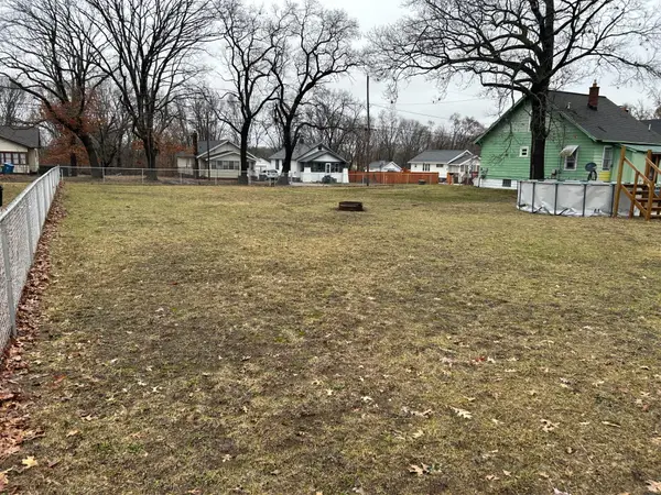 549 Adams Avenue, Muskegon, MI 49442