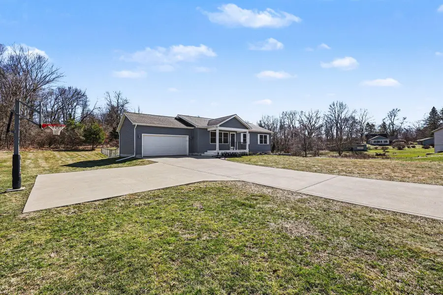 3007 Twin Meadows Drive, Jackson, MI 49201 - #3