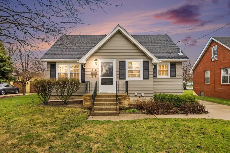 318 Kingsley Avenue, Saint Joseph, MI 49085 - #2