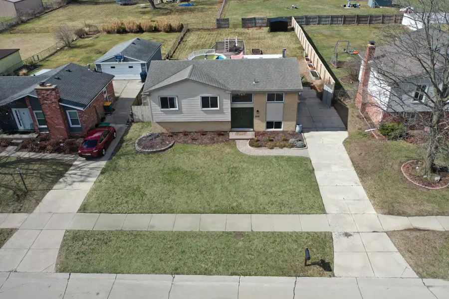 18298 Alvaro Avenue, Brownstown, MI 48193 - #3