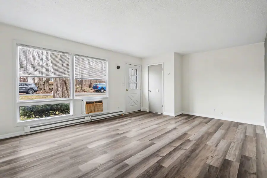 7896 Central Avenue, Coloma, MI 49038 - #3