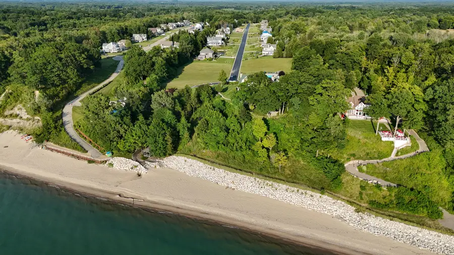 7258 Beverly Drive, South Haven, MI 49090 - #2