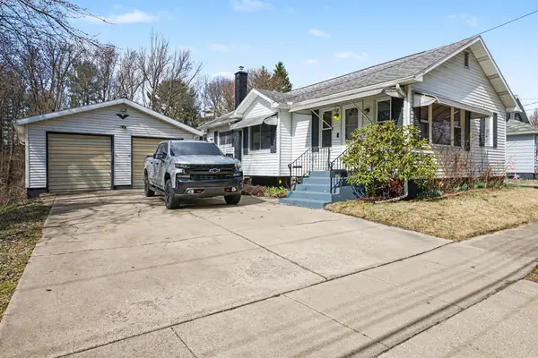 329 Chippewa Street, Buchanan, MI 49107