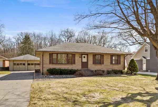 340 Collindale Avenue Sw, Grand Rapids, MI 49534