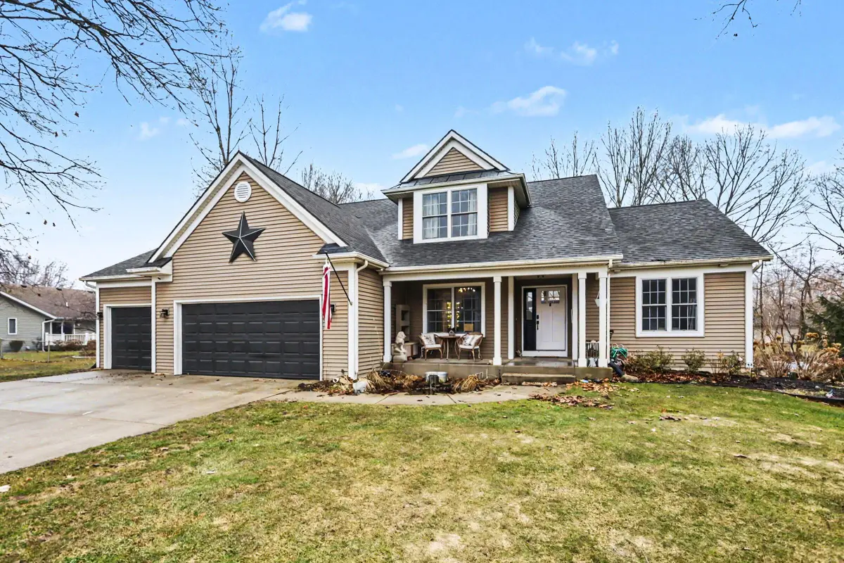 69739 Roy Drive, Edwardsburg, MI 49112 - #1