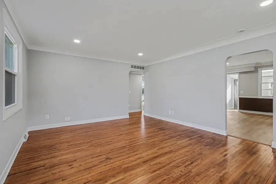 7134 Maplewood Drive, Temperance, MI 48182 - #3