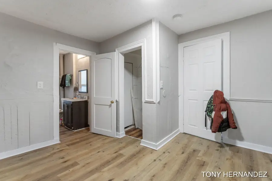 1402 North Avenue Ne, Grand Rapids, MI 49505 - #2