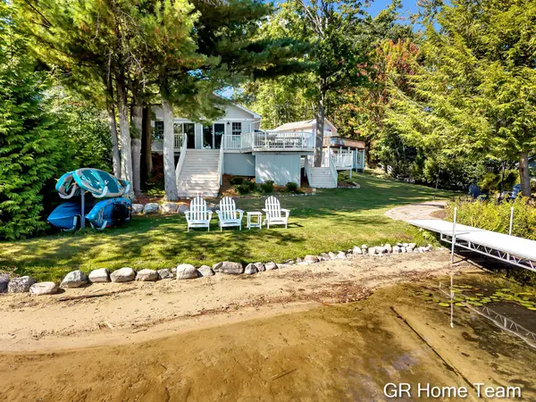 9444 W School Section Lake Drive, Mecosta, MI 49332