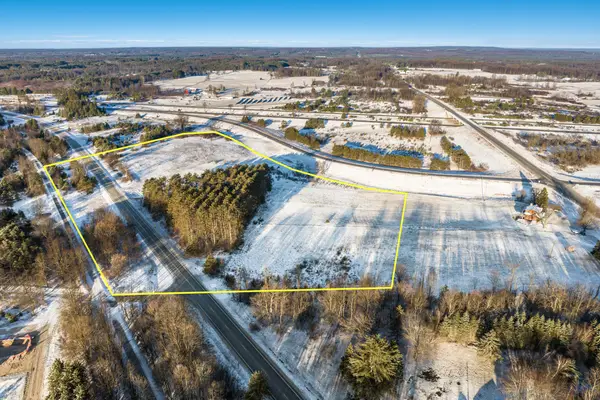 13751 Mackinaw Trail, Leroy, MI 49655