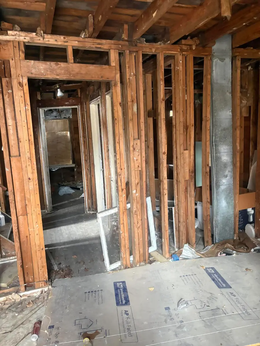 20137 Helen Street, Detroit, MI 48234 - #2