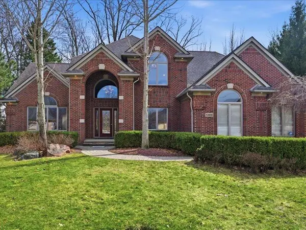 52018 Loon Court, Shelby Twp, MI 48315