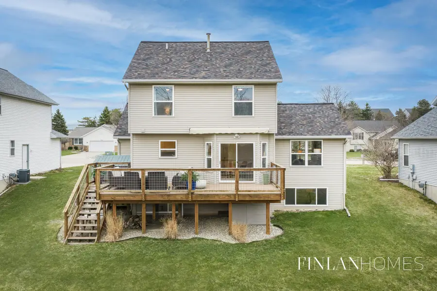 9061 Glengarry Court Se, Caledonia, MI 49316 - #2