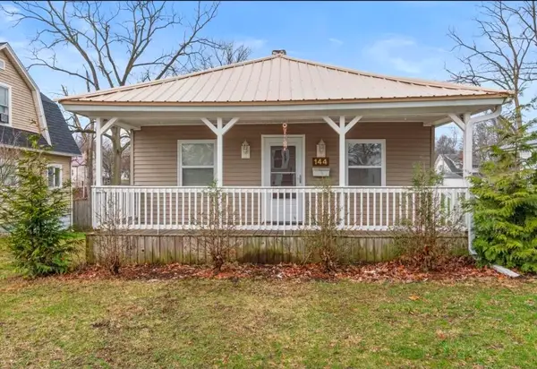 144 S Manning Street, Hillsdale, MI 49242