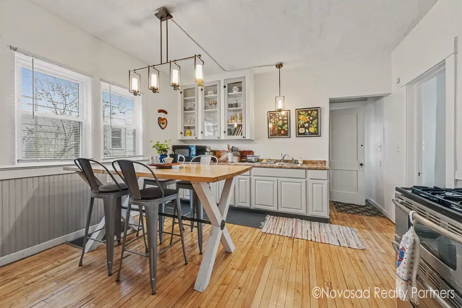 725 Crescent Street Ne, Grand Rapids, MI 49503 - #3