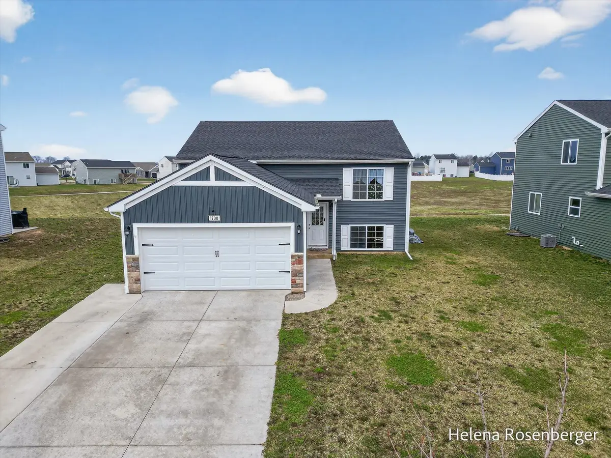 1700 Harper Grove Lane, Vicksburg, MI 49097 - #1