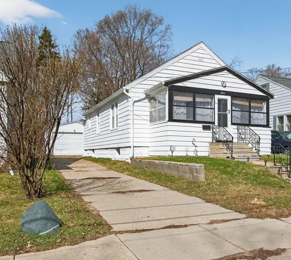 630 Saint Clair Avenue, Jackson, MI 49202