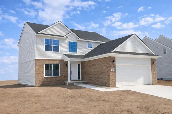 43640 S Timberview Drive, Belleville, MI 48111