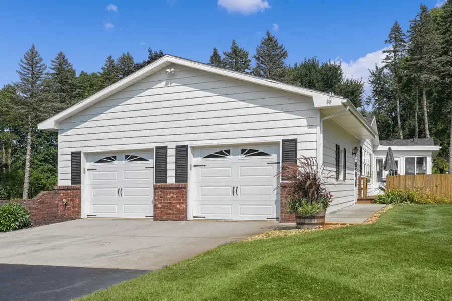 1810 E Mill Street, Hastings, MI 49058 - #3