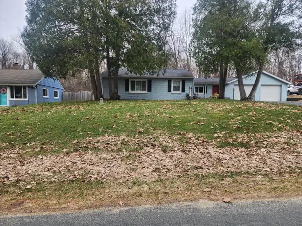 8778 E Gull Lake Drive, Augusta, MI 49012