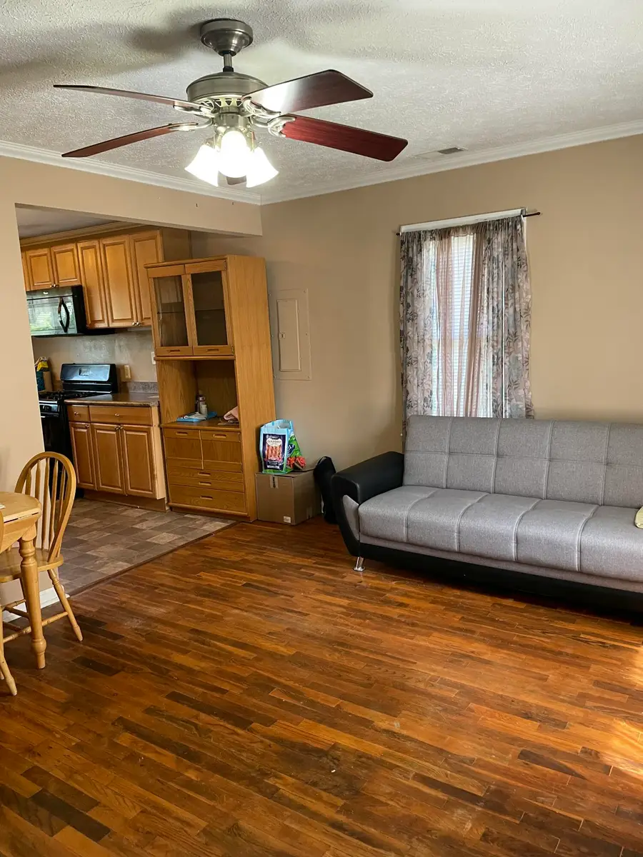 409 Humphrey Street, South Haven, MI 49090 - #2