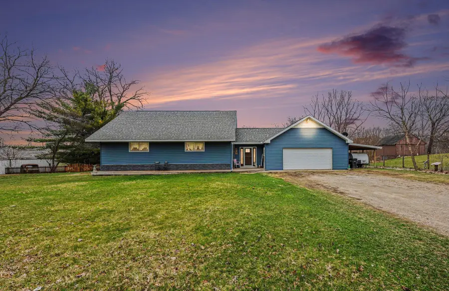 219 S Portage Road, Jackson, MI 49201 - #2