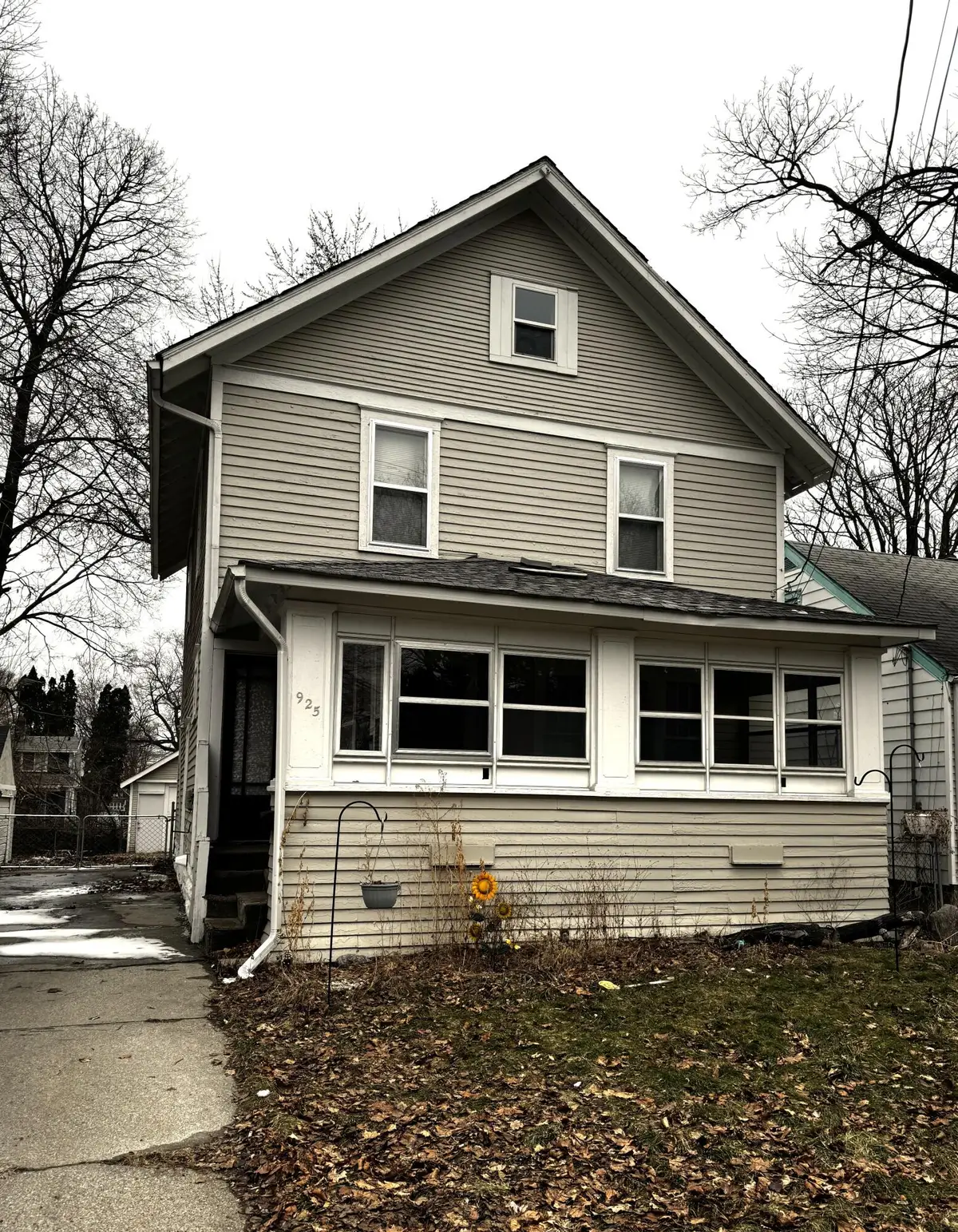 925 S Holmes Street, Lansing, MI 48912 - #1