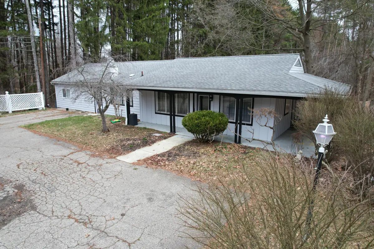 4491 S Jackson Road, Jackson, MI 49201 - #1