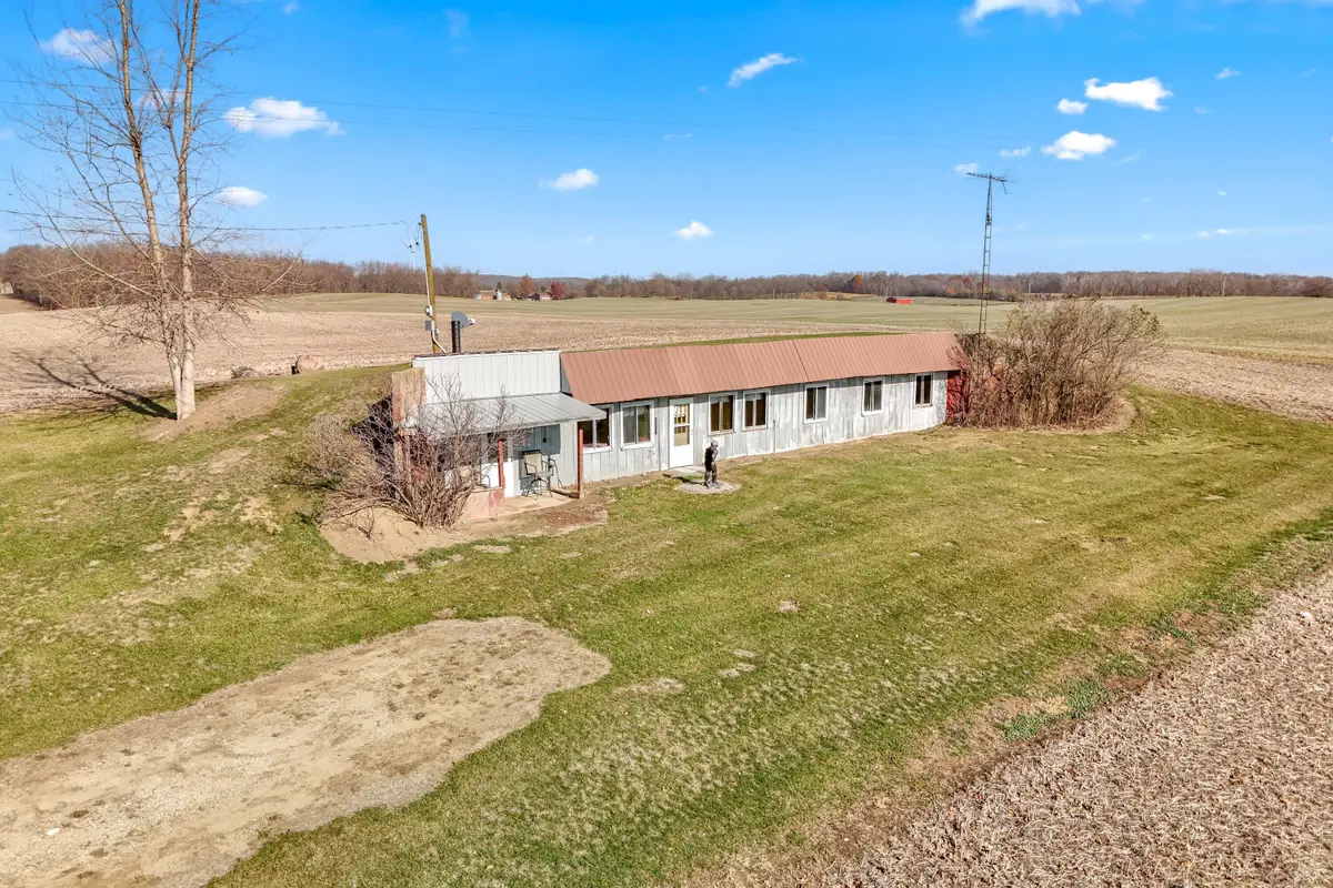 10720 E Bacon Road, Pittsford, MI 49271 - #1
