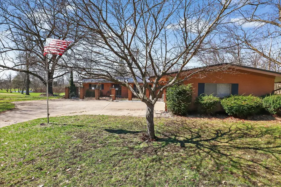 70506 Sunrise Drive, Edwardsburg, MI 49112 - #3