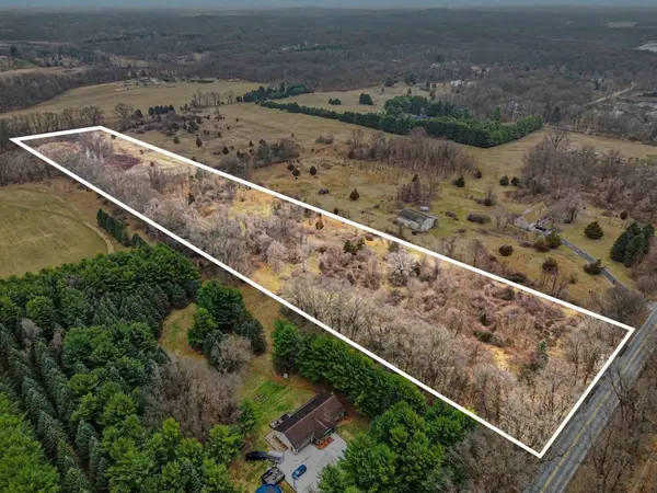 Waterloo Road, Chelsea, MI 48118