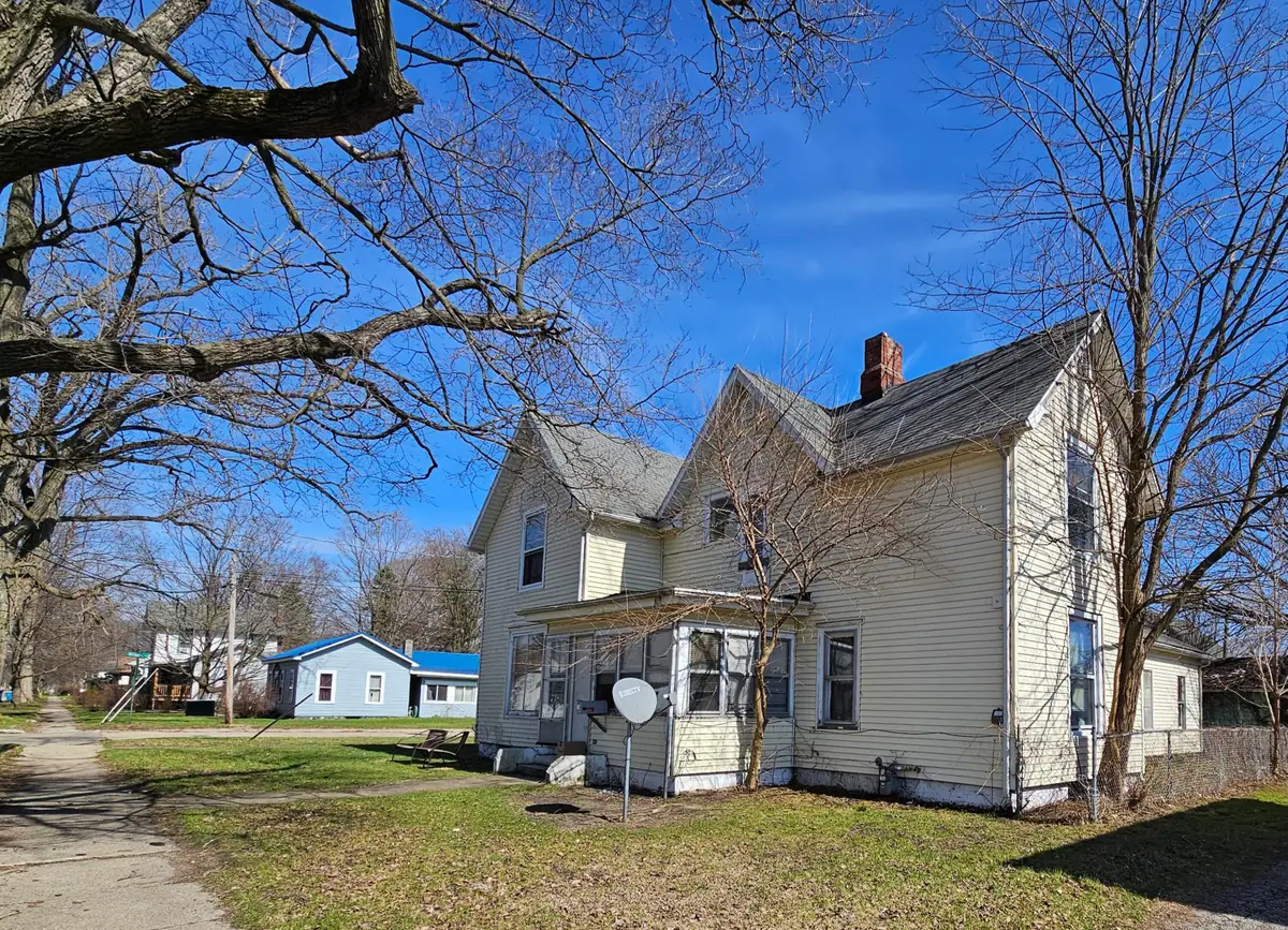 122 Oak Street, Dowagiac, MI 49047 - #1