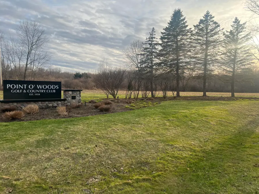 916 Point O Woods Drive, Benton Harbor, MI 49022 - #2