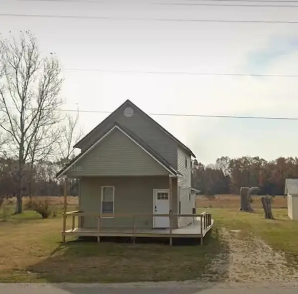 1673 E Parkdale Avenue, Manistee, MI 49660