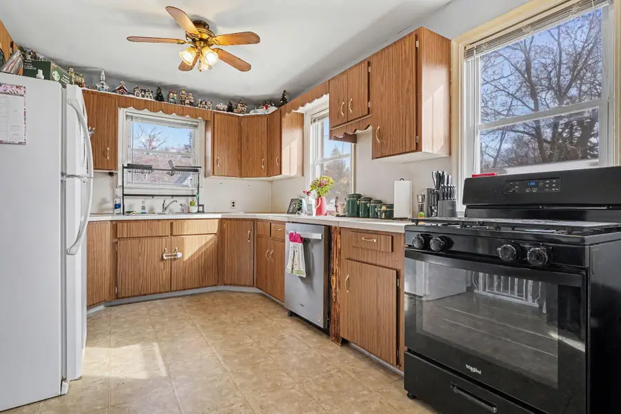 1356 Evanston Avenue, Muskegon, MI 49442 - #3